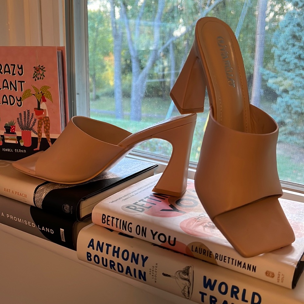 Women’s Blush Pink Sandals